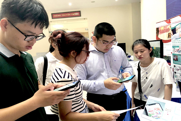 Giảng viên, sinh viên PTIT triển khai dự án “Quảng bá châu Âu và hệ thống giáo dục của châu Âu tại các trường ĐH Việt Nam thông qua công nghệ truyền thông đa phương tiện”